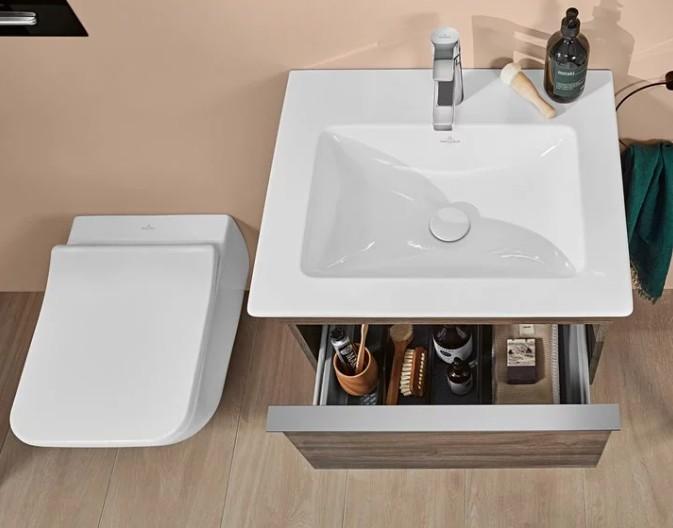 Villeroy & Boch Venticello Rimless væghængt toilet m/Ceramic+ - Hvid