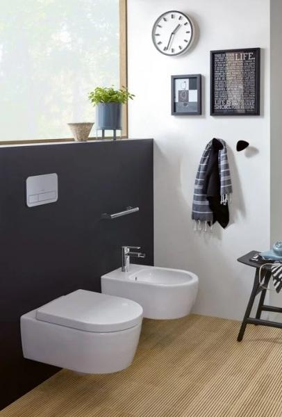 Villeroy & Boch Avento Rimless væghængt toilet inkl. sæde - Hvid